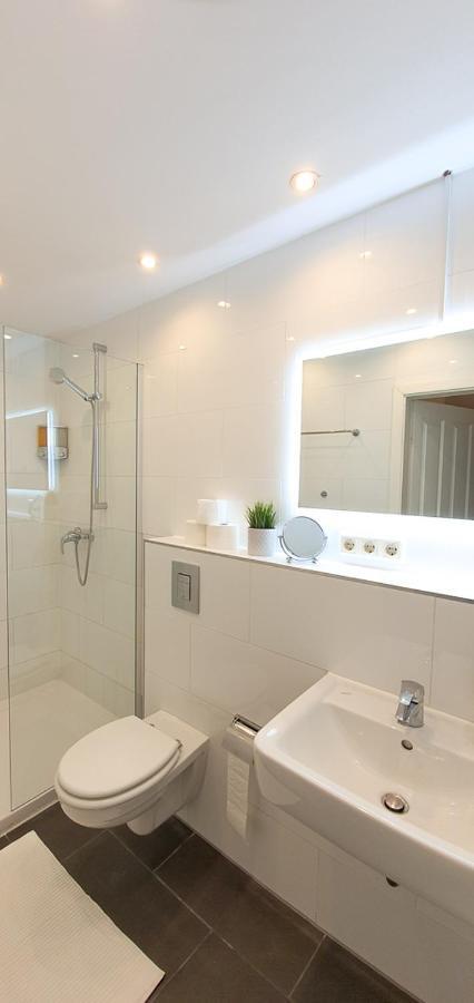 Cozy Einstein Apartment Берлин Екстериор снимка